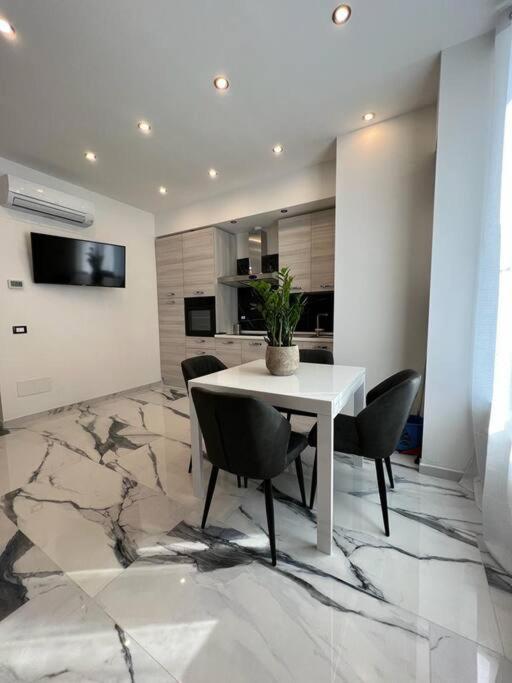 Appartamento Luxury Carrara Milan Exterior photo